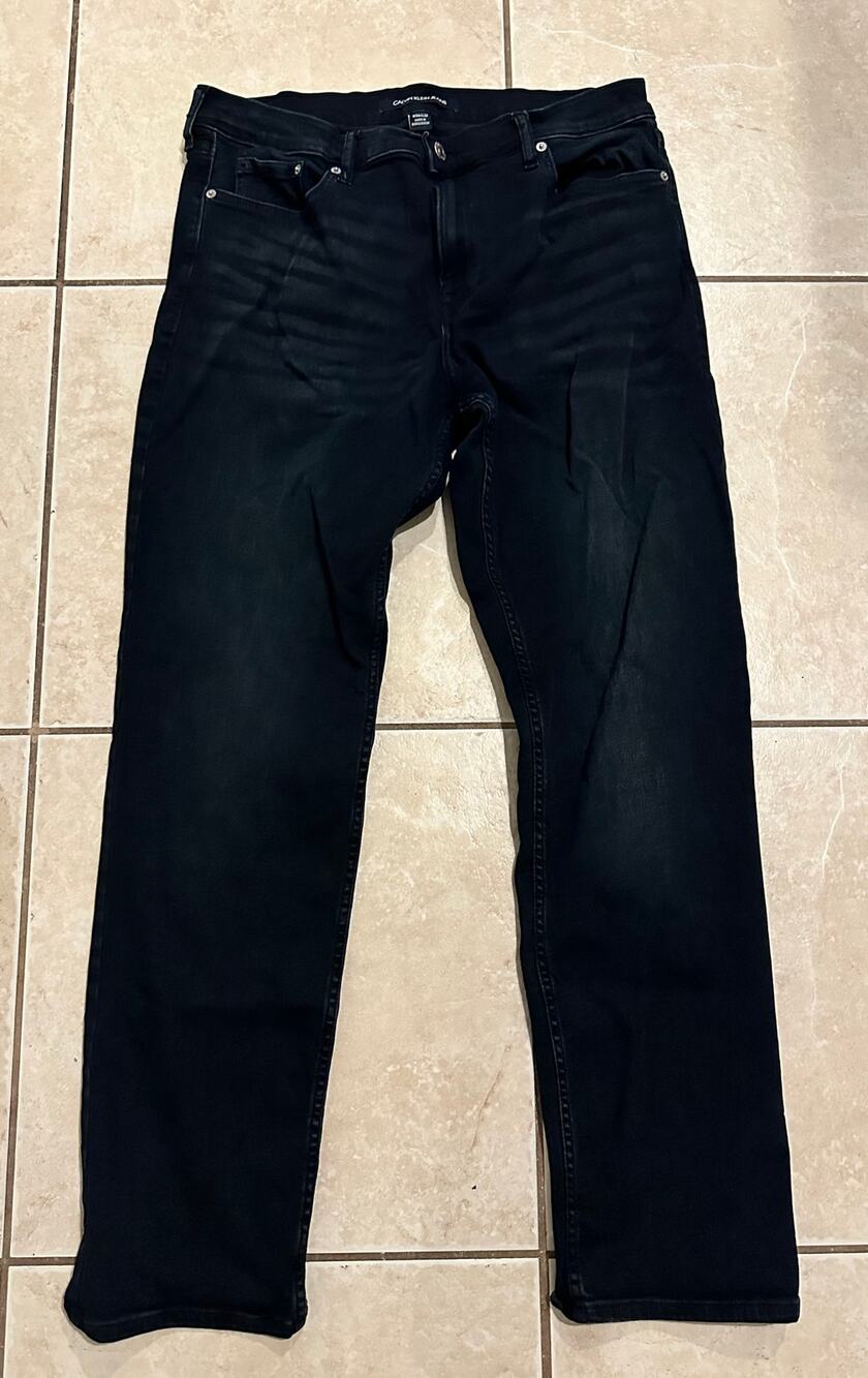 Calvin Klein Jeans Men's 34x32 CKJ 035 Straight Fit Black Denim Pants Dark Wash